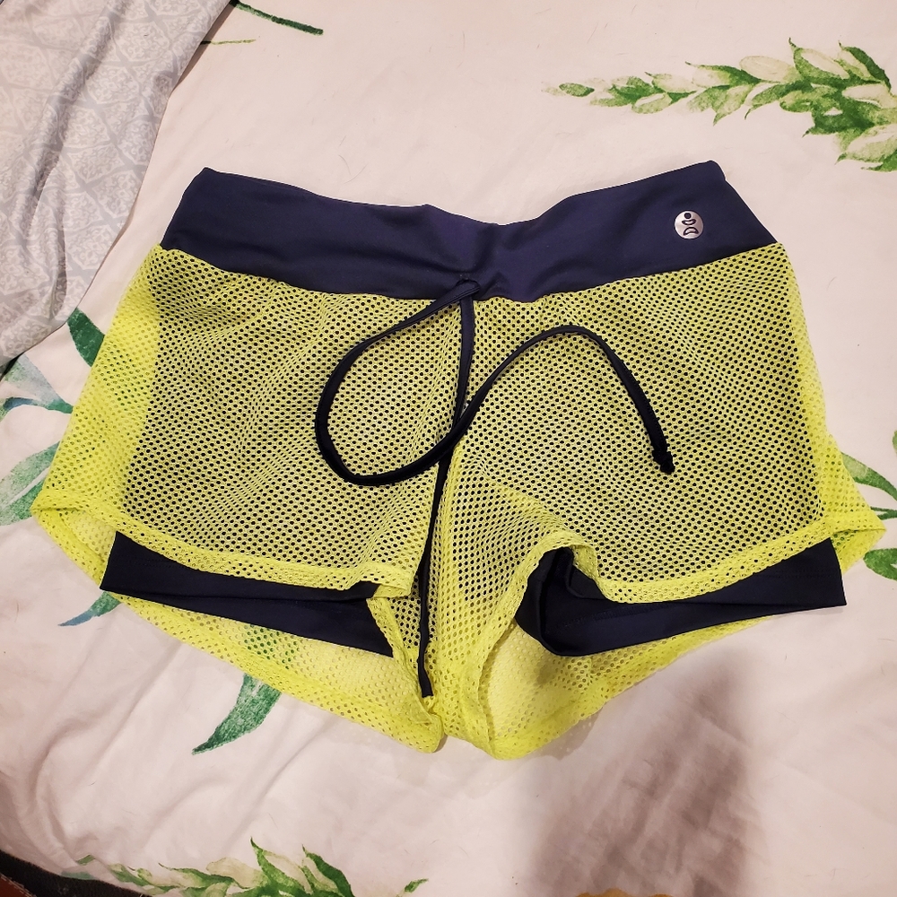 Colombian short,Yellow and blue color